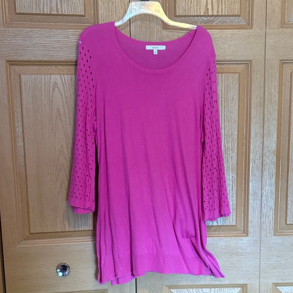 Women's Pink Top
